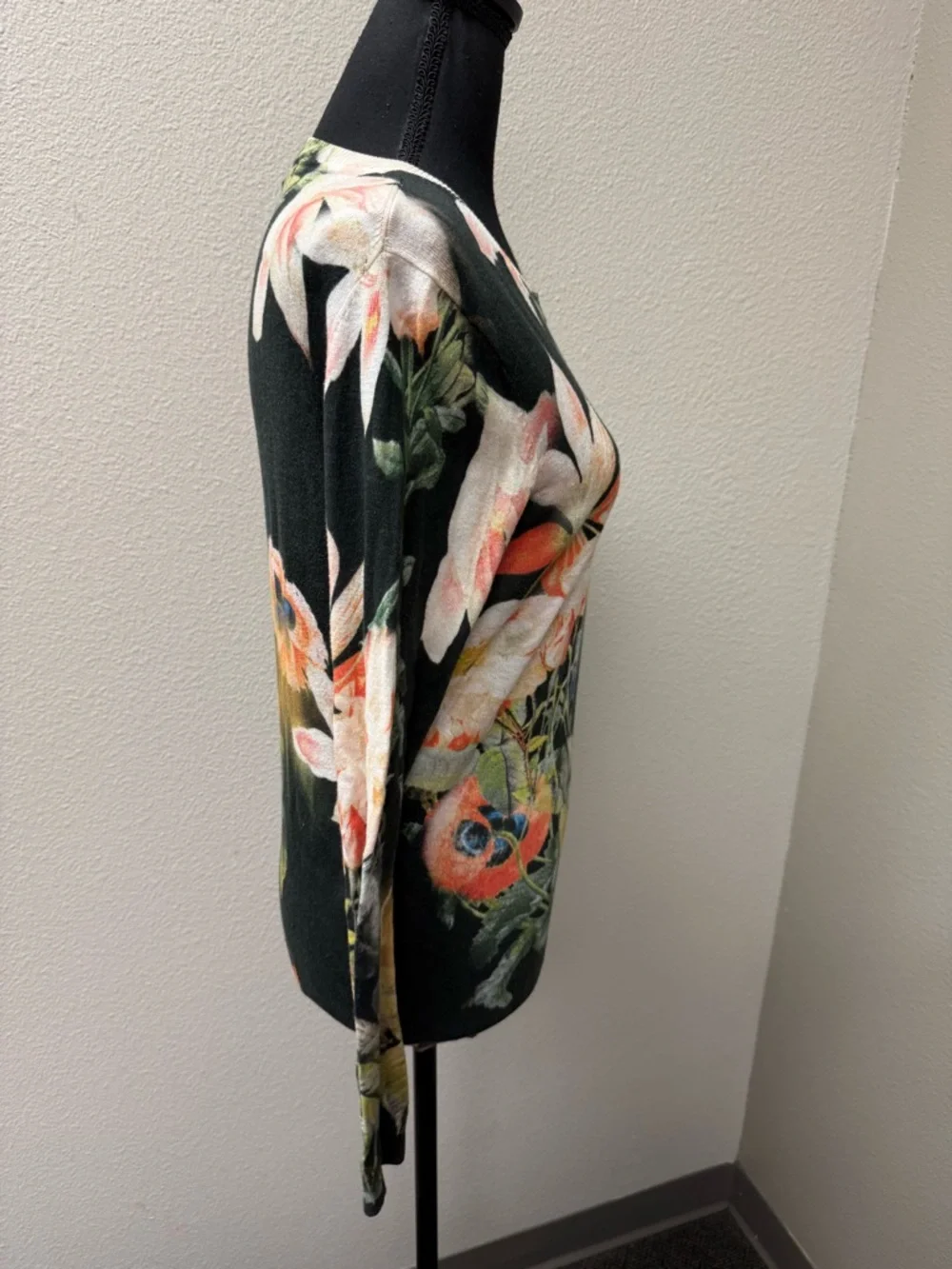 Ted Baker Floral Sweater Black Multi Long Sleeve Knit Pullover Top 2